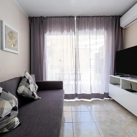 Great Location W 1 Bedroom 아파트 *