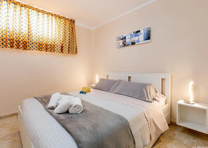 Great Location W 1 Bedroom *